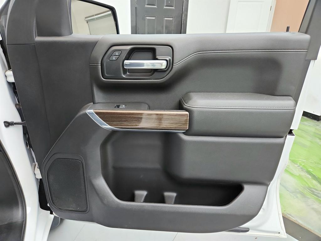 2019 Chevrolet Silverado 1500 LT TB photo