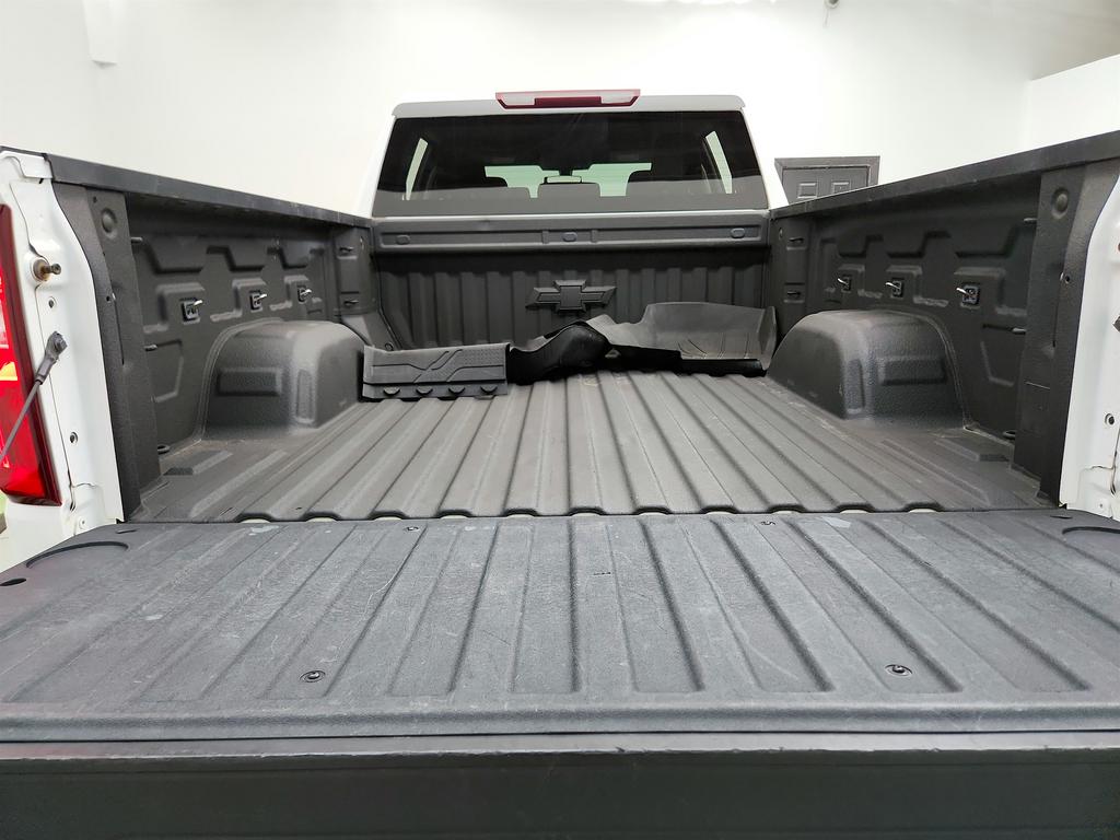 2019 Chevrolet Silverado 1500 LT TB photo