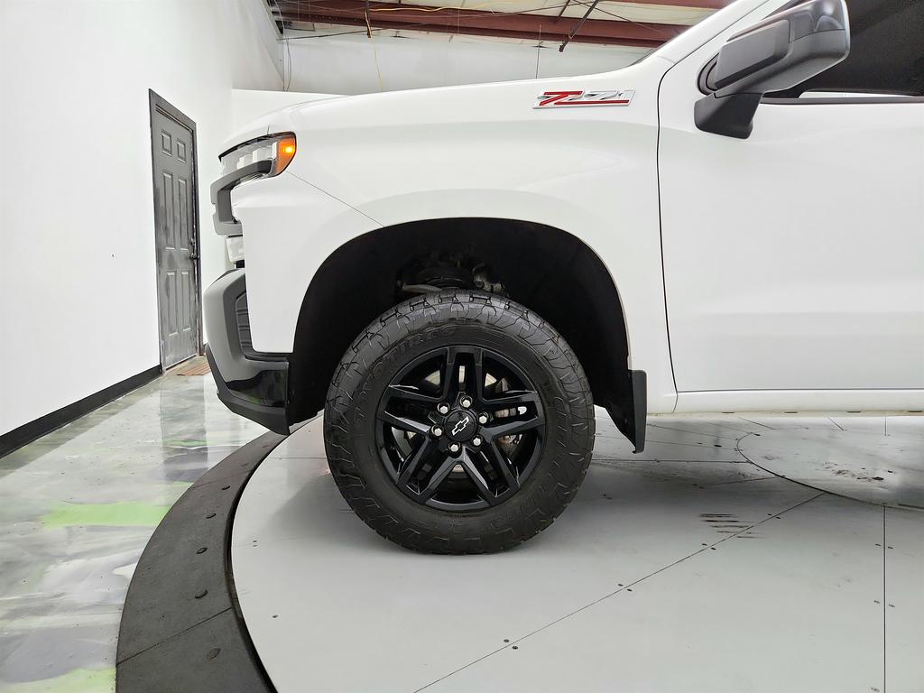 2019 Chevrolet Silverado 1500 LT TB photo