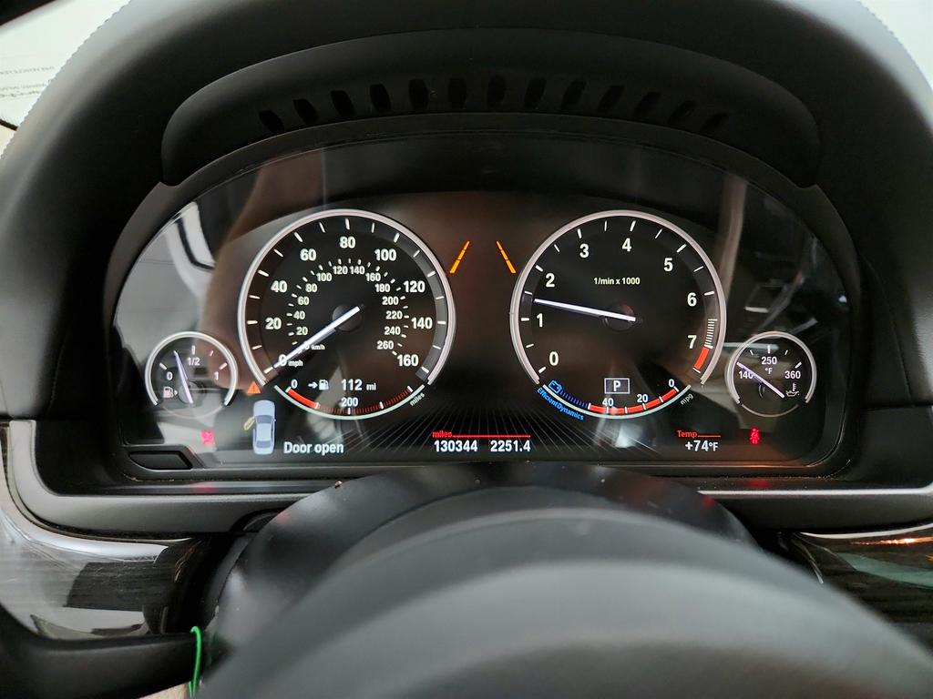 2016 BMW 5-Series 550xi photo