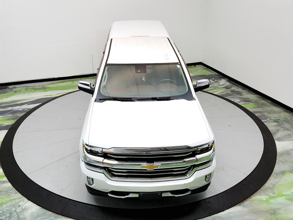 2017 Chevrolet Silverado 1500 High Country photo