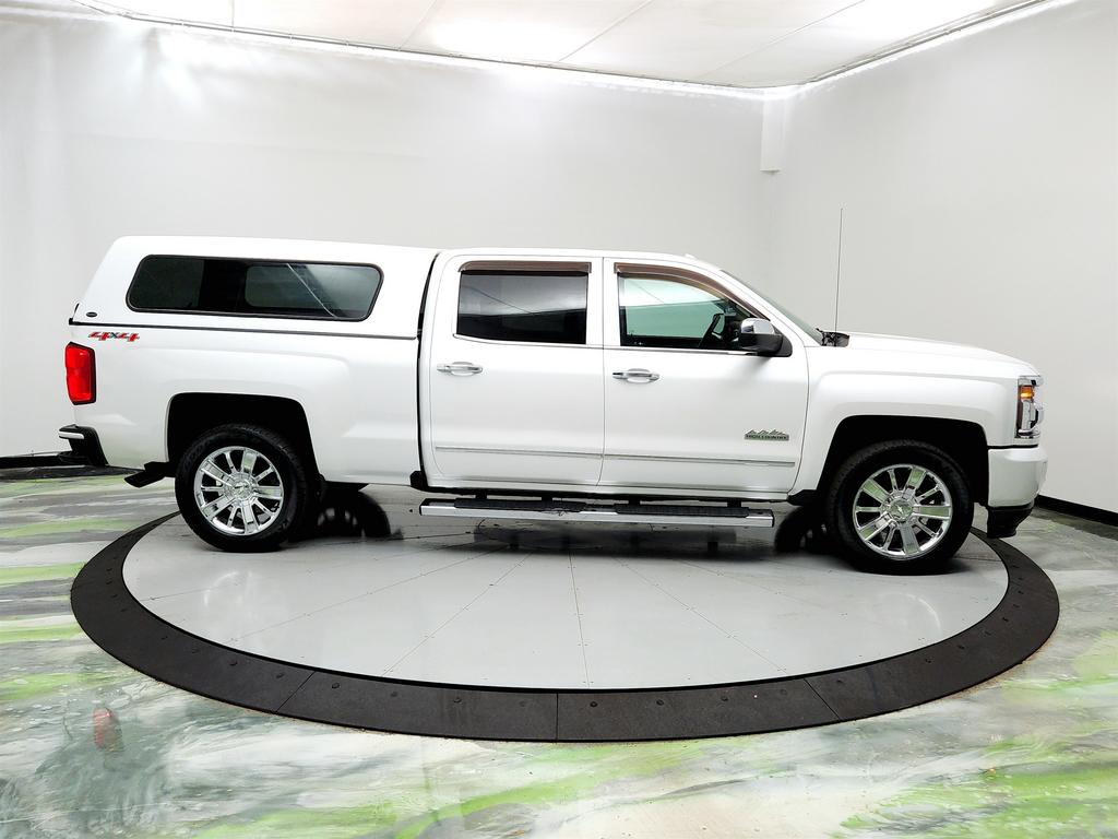 2017 Chevrolet Silverado 1500 High Country photo