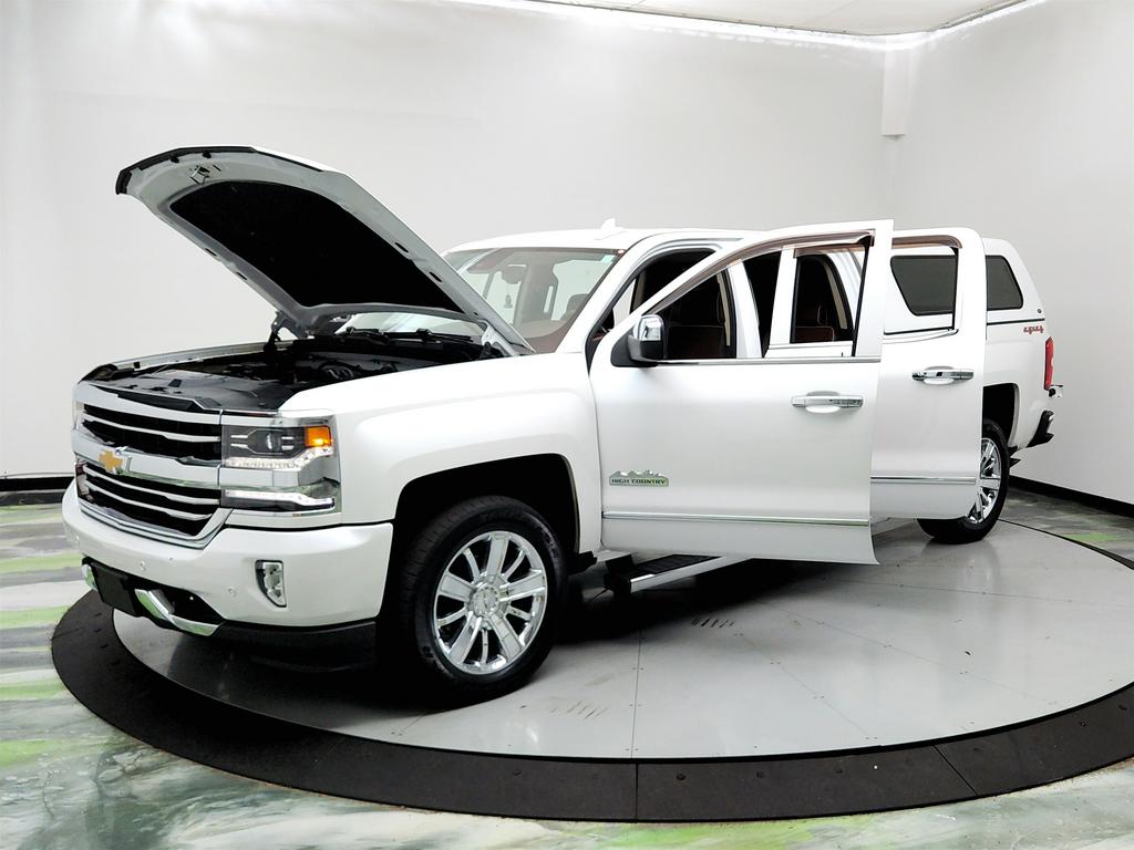 2017 Chevrolet Silverado 1500 High Country photo