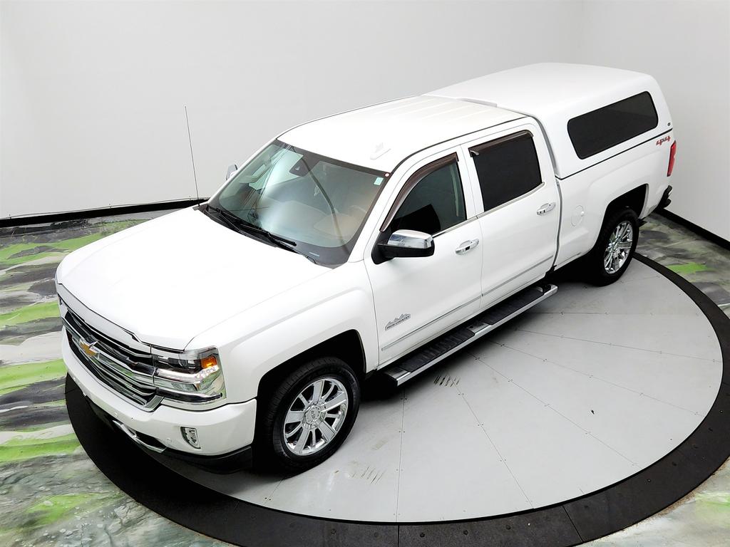 2017 Chevrolet Silverado 1500 High Country photo
