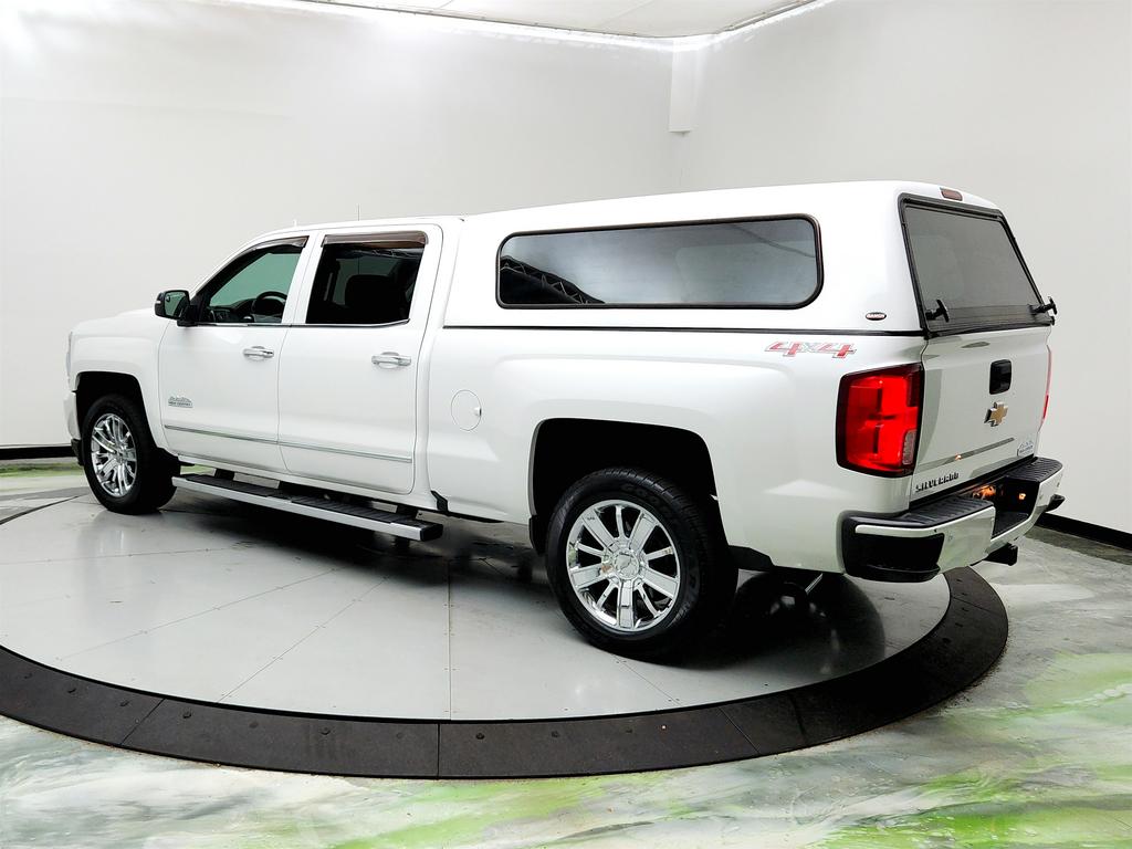 2017 Chevrolet Silverado 1500 High Country photo