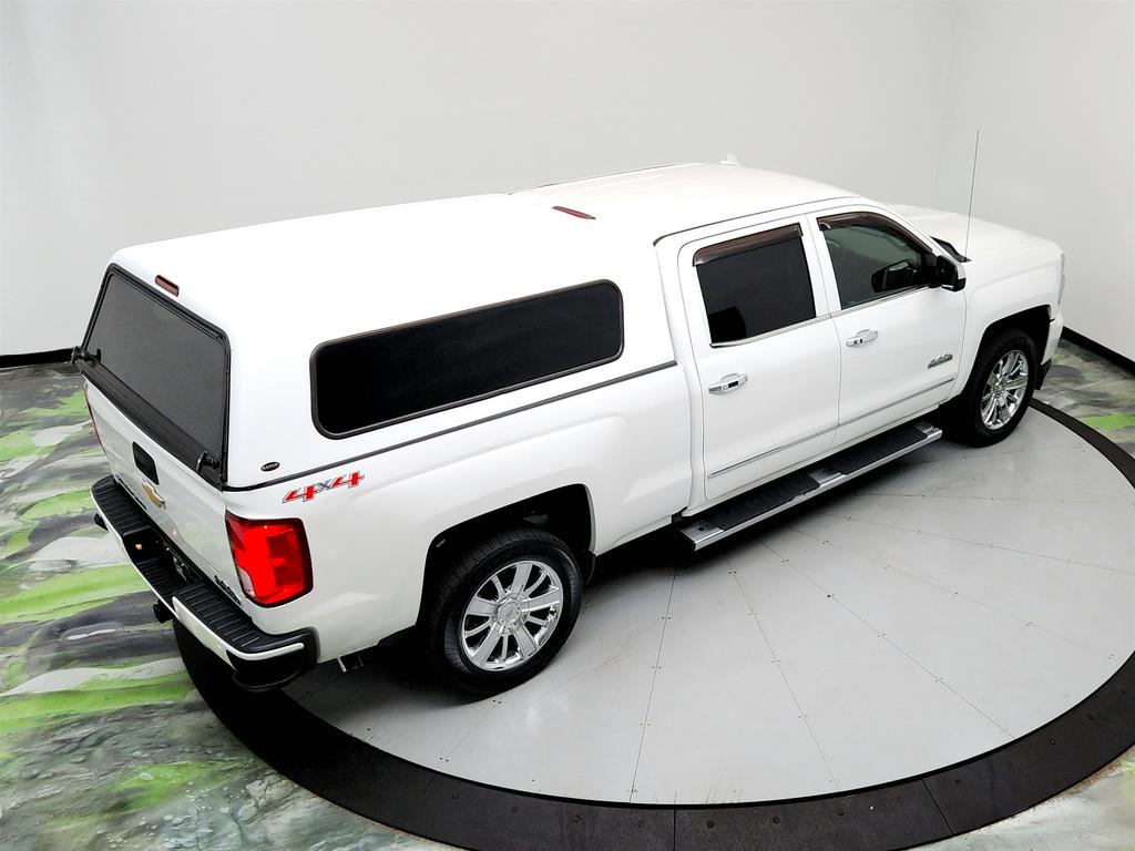 2017 Chevrolet Silverado 1500 High Country photo