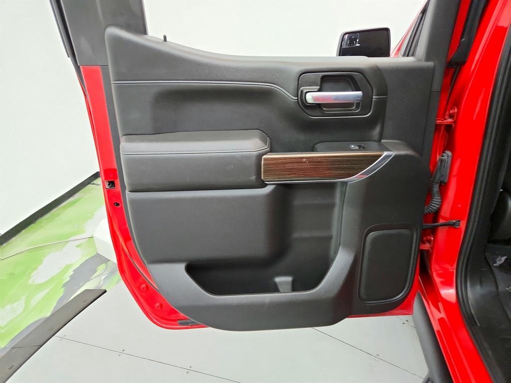 2021 Chevrolet Silverado 1500 LT TB photo