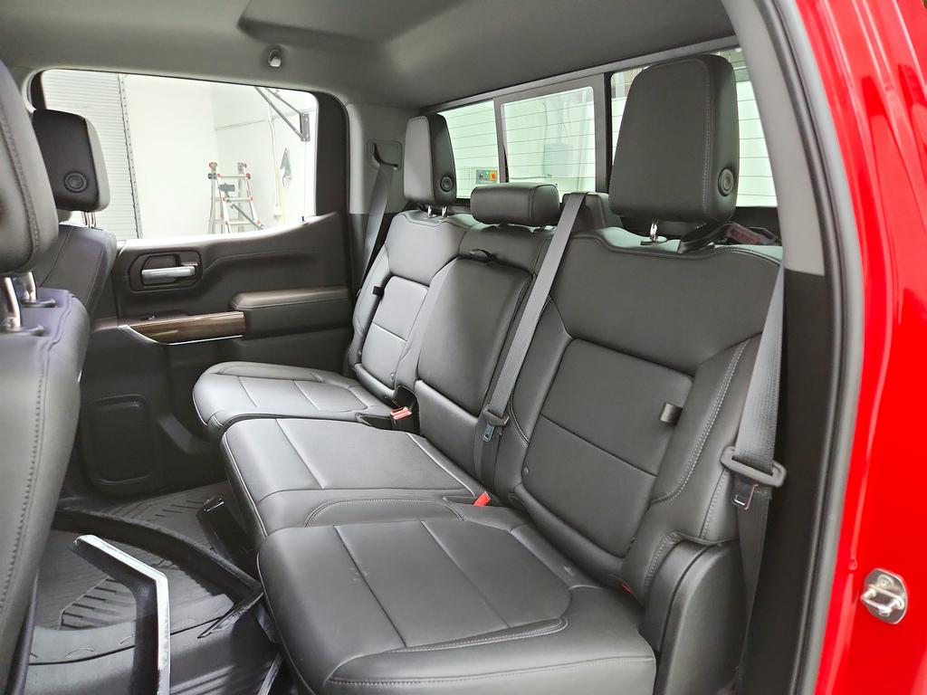 2021 Chevrolet Silverado 1500 LT TB photo