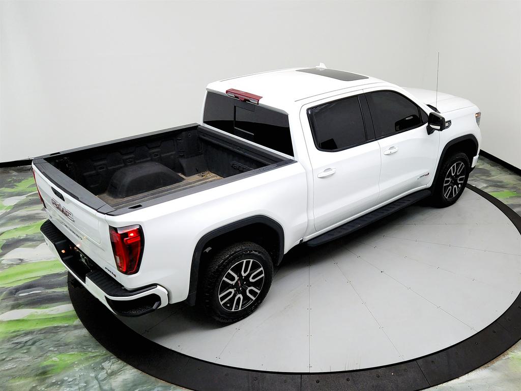 2024 GMC Sierra 1500 AT4 photo