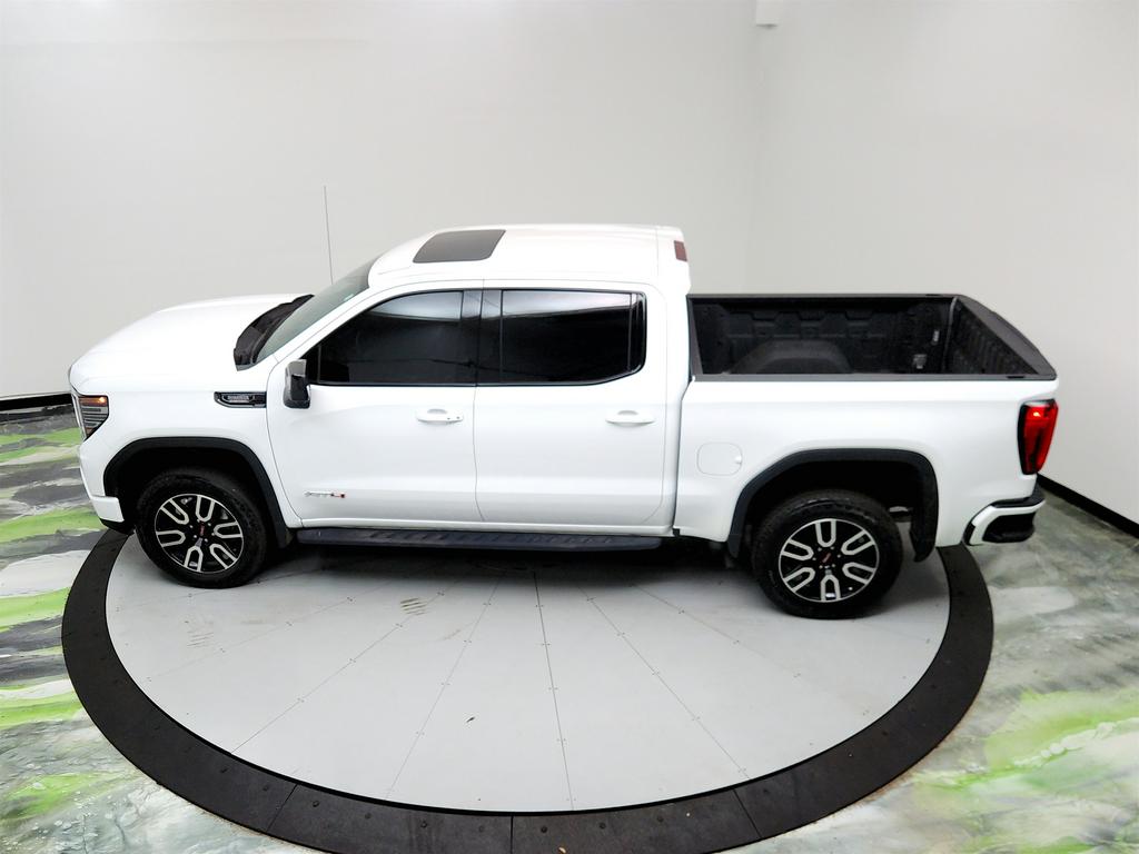 2024 GMC Sierra 1500 AT4 photo