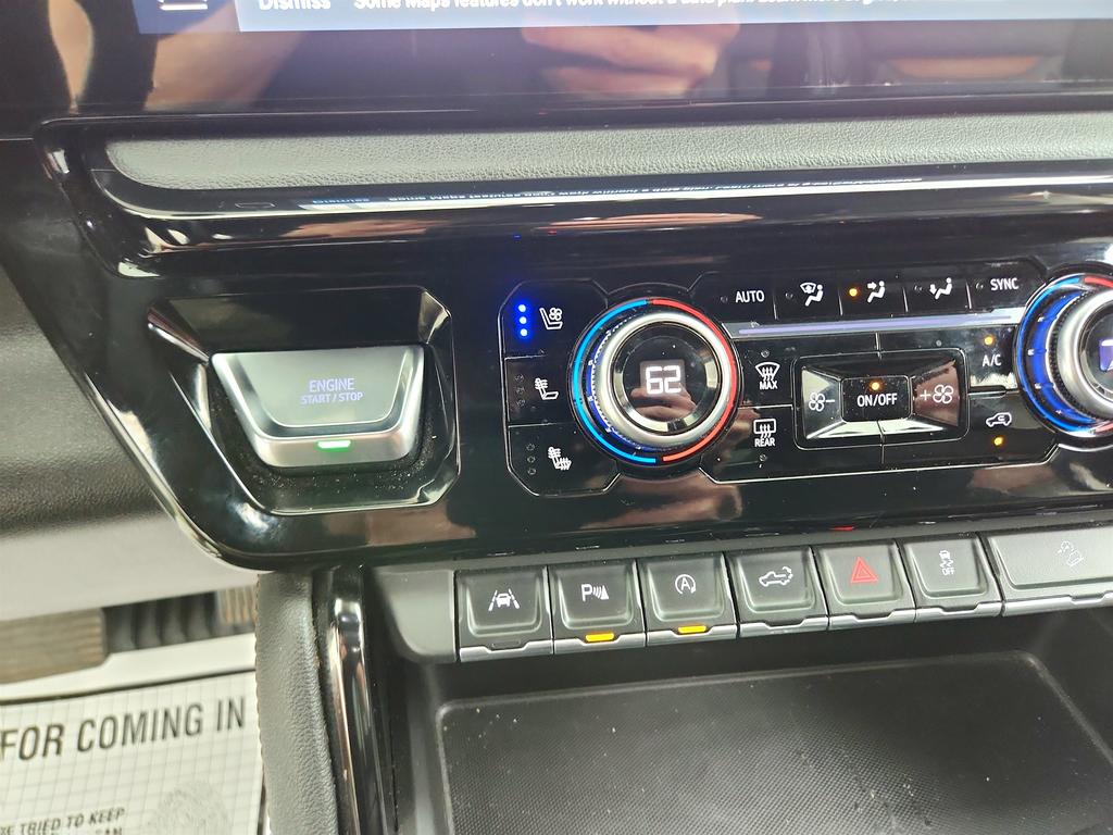 2024 GMC Sierra 1500 AT4 photo