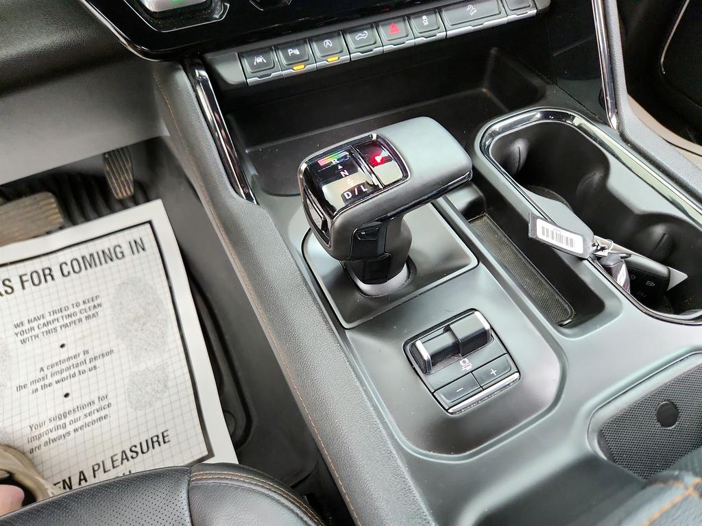 2024 GMC Sierra 1500 AT4 photo