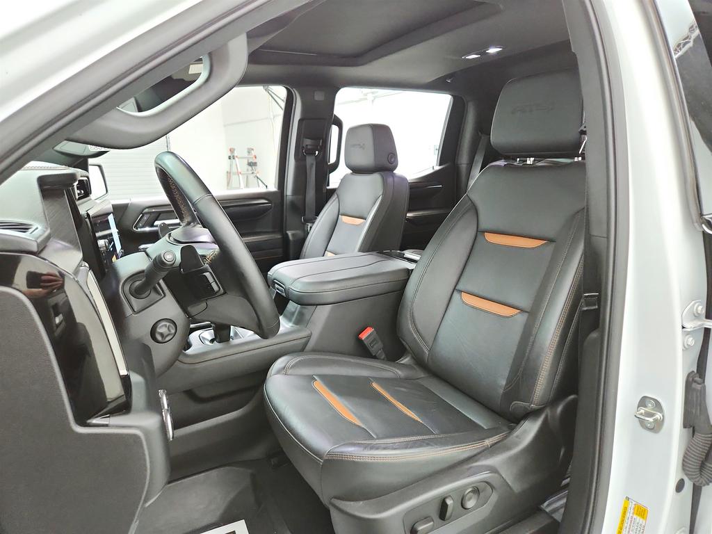 2024 GMC Sierra 1500 AT4 photo