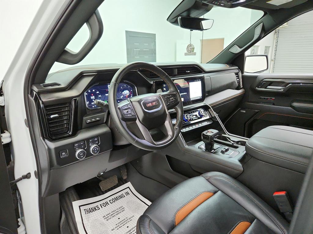 2024 GMC Sierra 1500 AT4 photo
