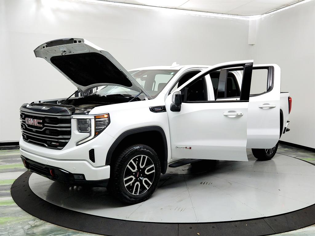 2024 GMC Sierra 1500 AT4 photo