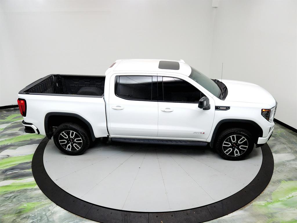 2024 GMC Sierra 1500 AT4 photo