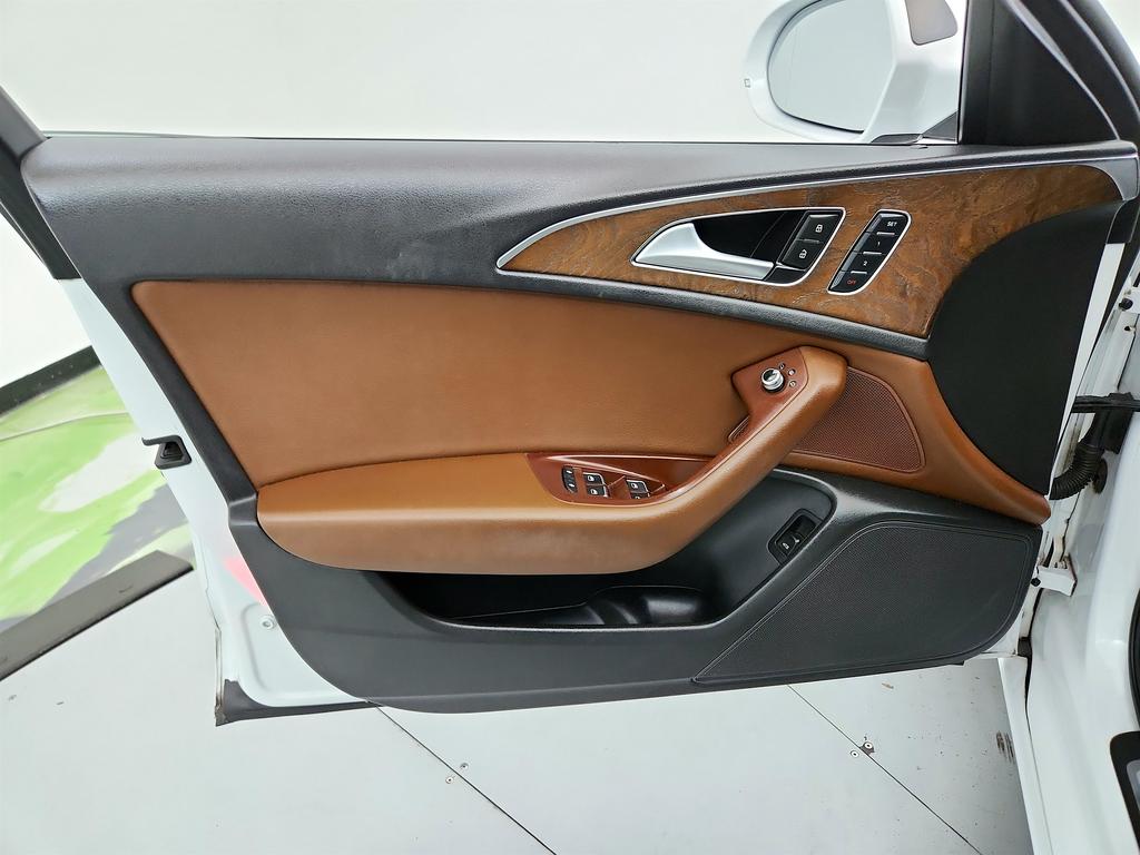 2015 Audi A6 Premium photo