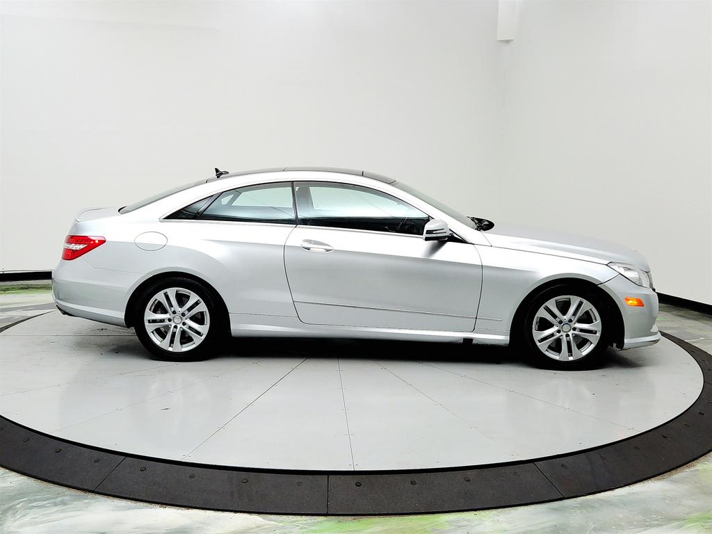 2011 Mercedes-Benz E-Class E550 photo