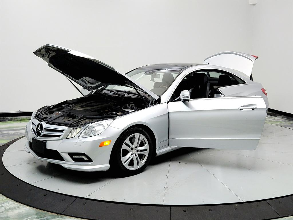2011 Mercedes-Benz E-Class E550 photo