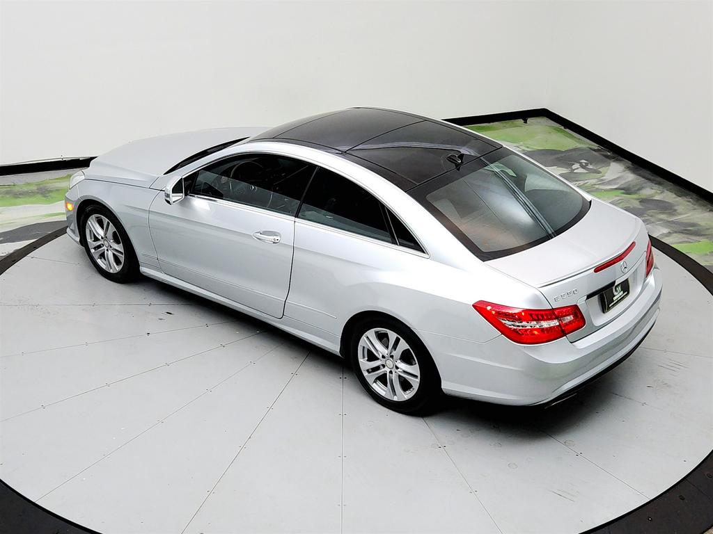 2011 Mercedes-Benz E-Class E550 photo