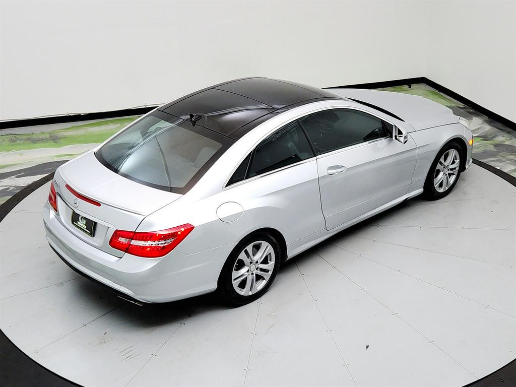 2011 Mercedes-Benz E-Class E550 photo