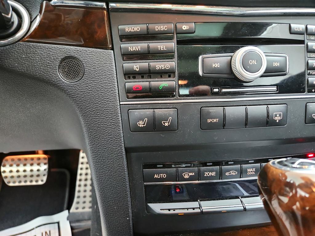 2011 Mercedes-Benz E-Class E550 photo