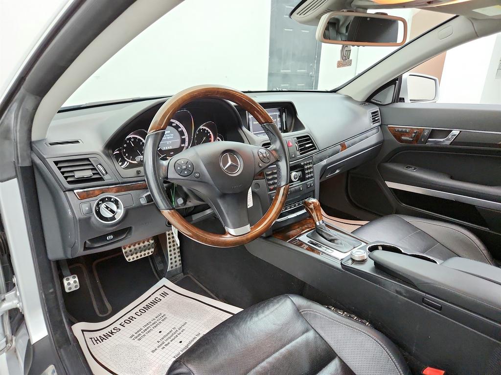 2011 Mercedes-Benz E-Class E550 photo