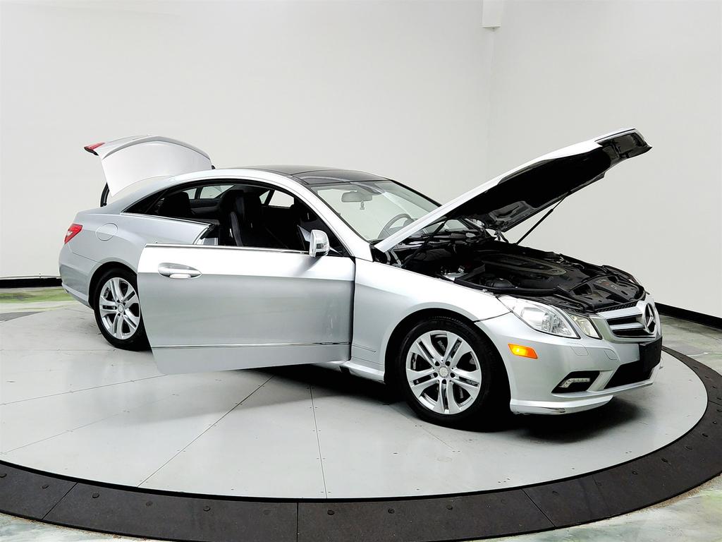 2011 Mercedes-Benz E-Class E550 photo