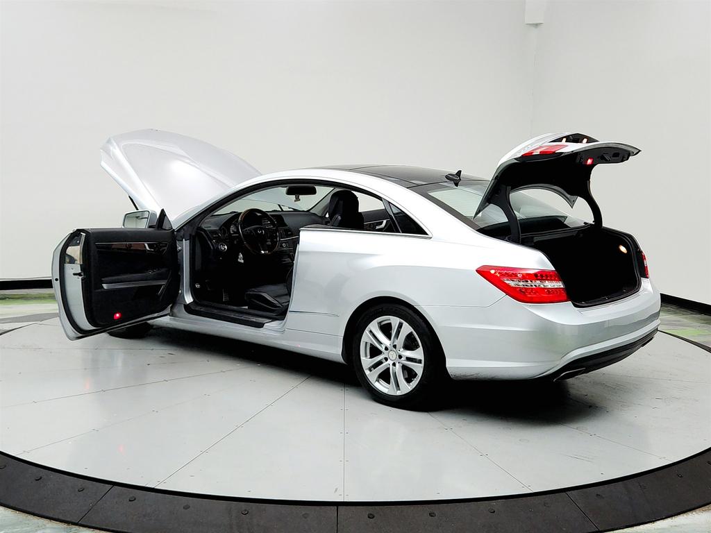 2011 Mercedes-Benz E-Class E550 photo