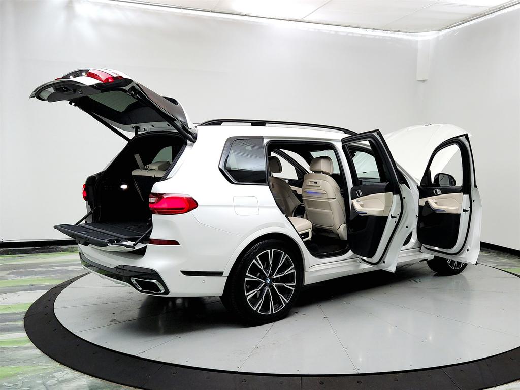 2019 BMW X7 Xdrive40i M Sport photo