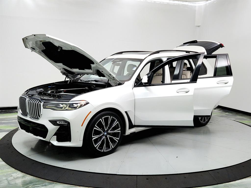 2019 BMW X7 Xdrive40i M Sport photo