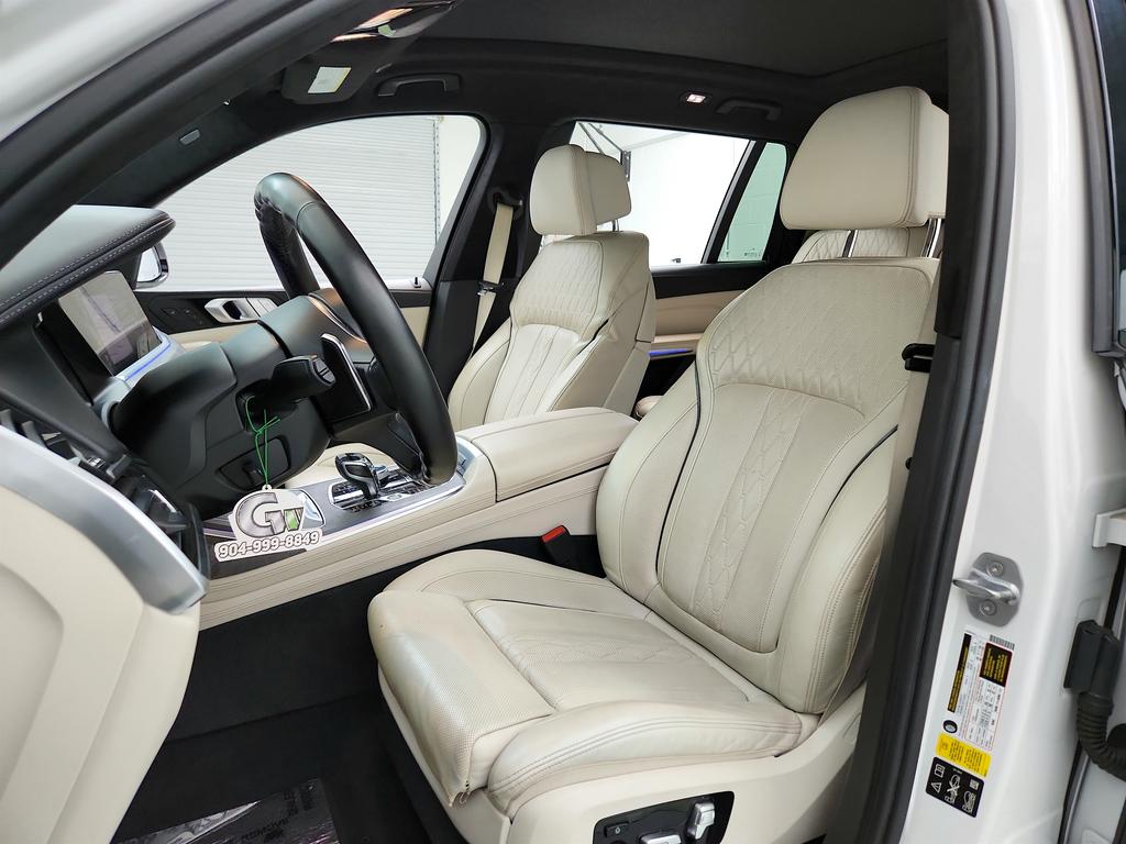 2019 BMW X7 Xdrive40i M Sport photo