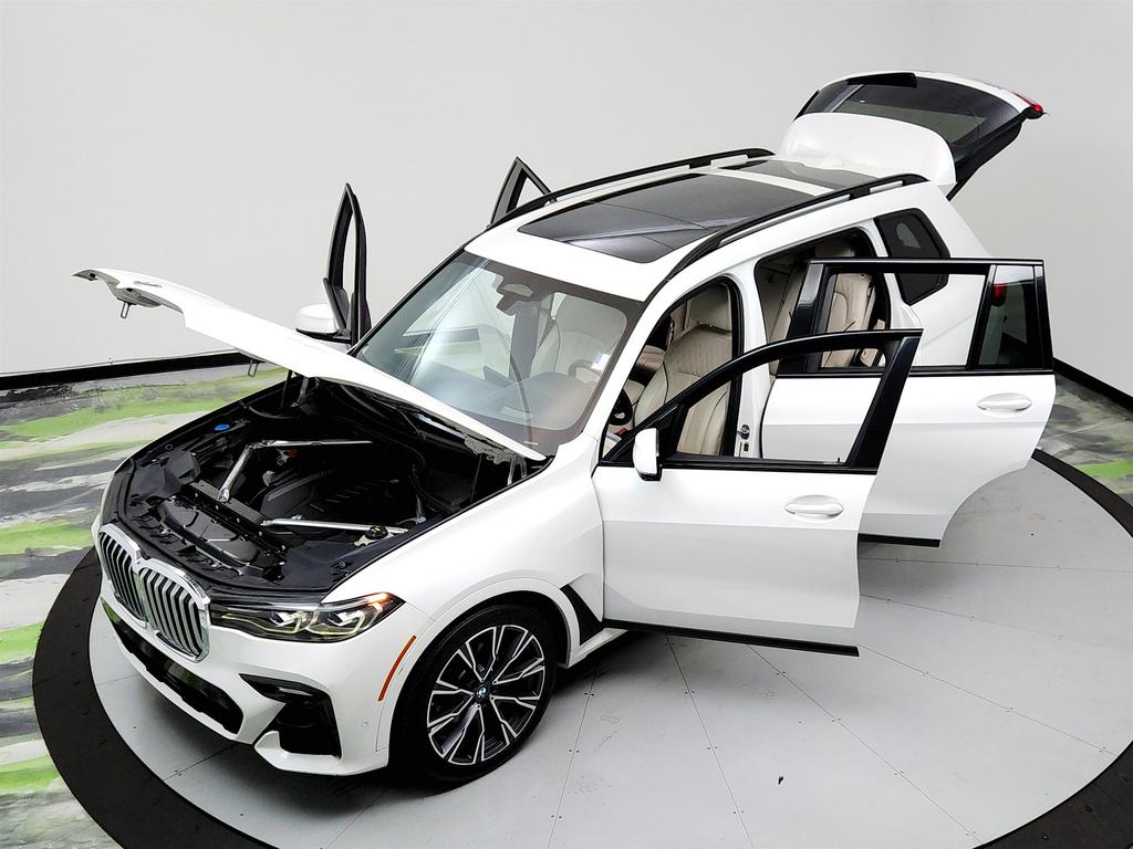 2019 BMW X7 Xdrive40i M Sport photo