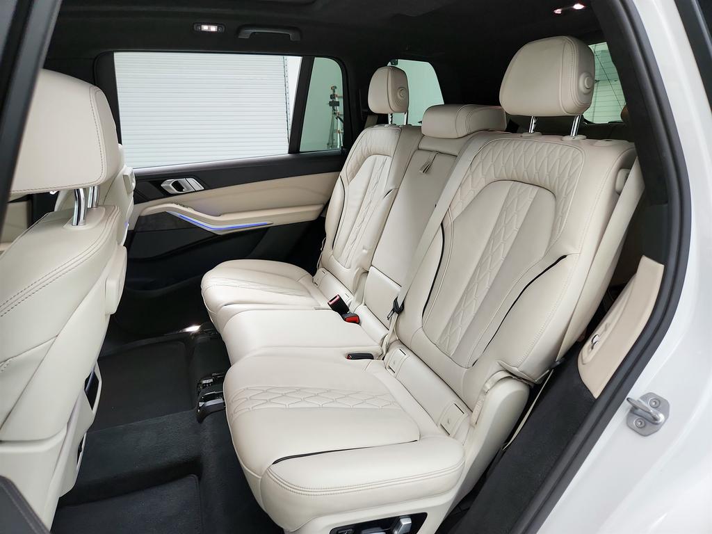 2019 BMW X7 Xdrive40i M Sport photo