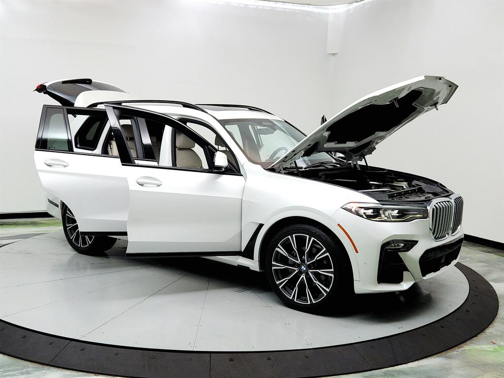 2019 BMW X7 Xdrive40i M Sport photo