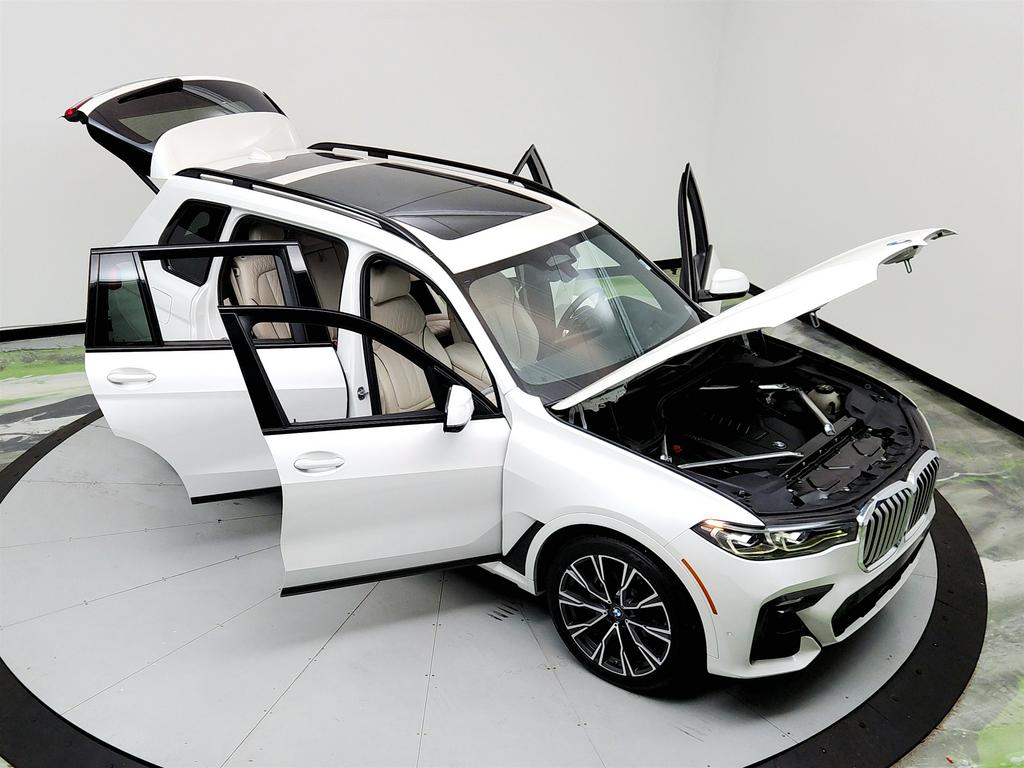 2019 BMW X7 Xdrive40i M Sport photo
