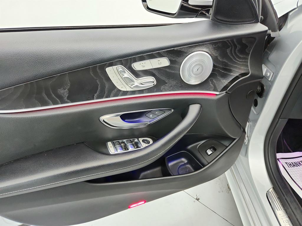 2018 Mercedes-Benz E-Class E400 photo