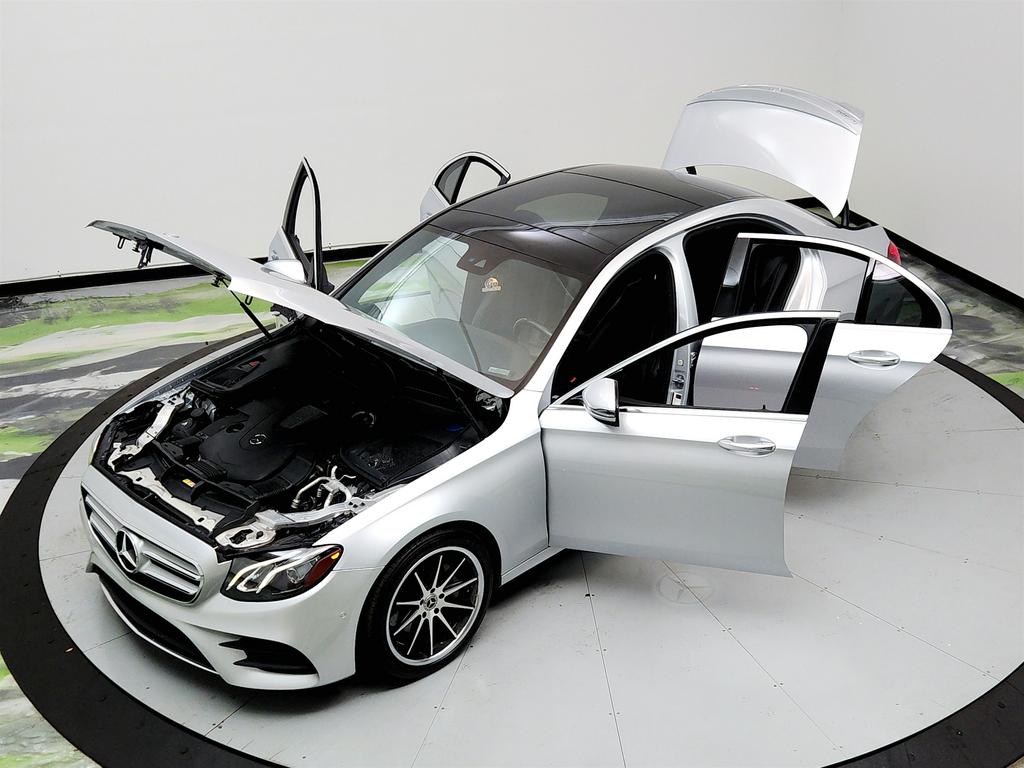2018 Mercedes-Benz E-Class E400 photo