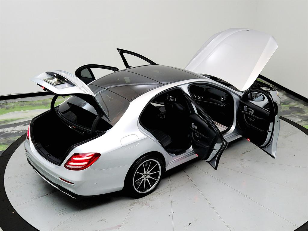2018 Mercedes-Benz E-Class E400 photo