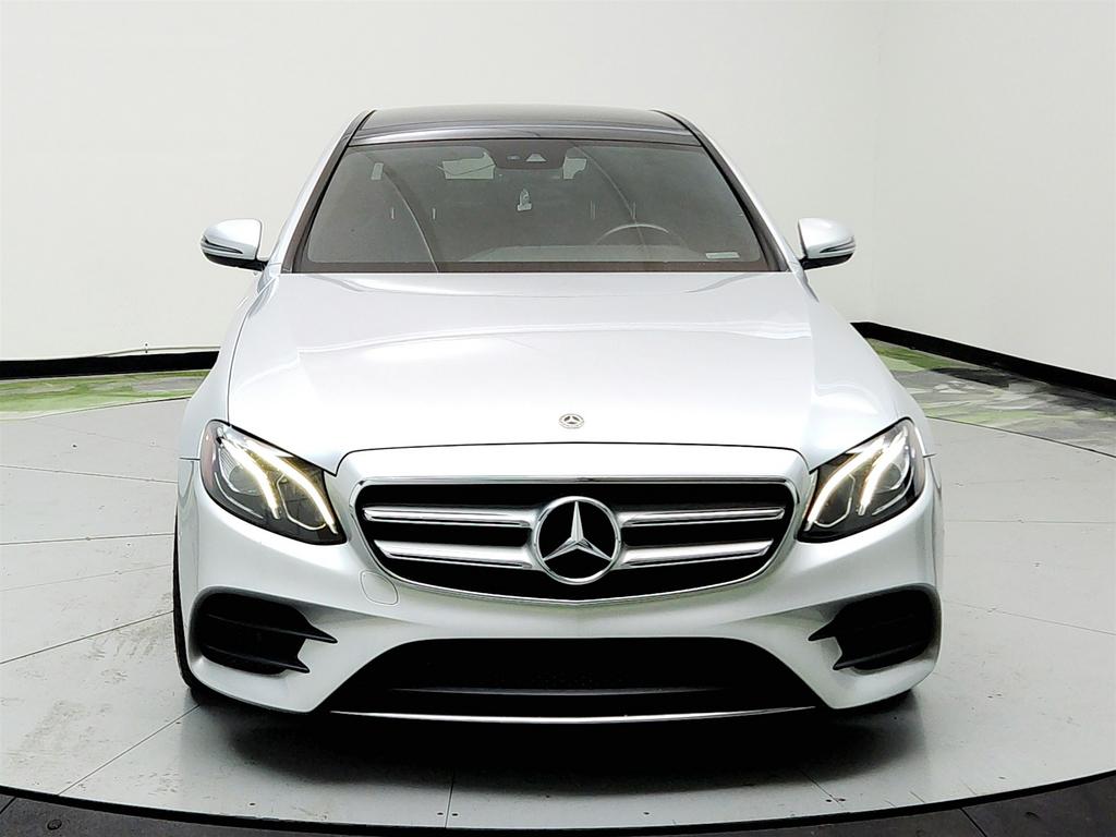 2018 Mercedes-Benz E-Class E400 photo
