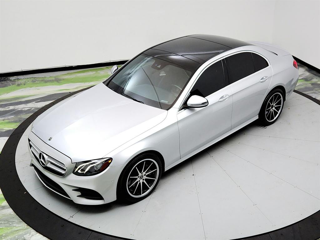 2018 Mercedes-Benz E-Class E400 photo