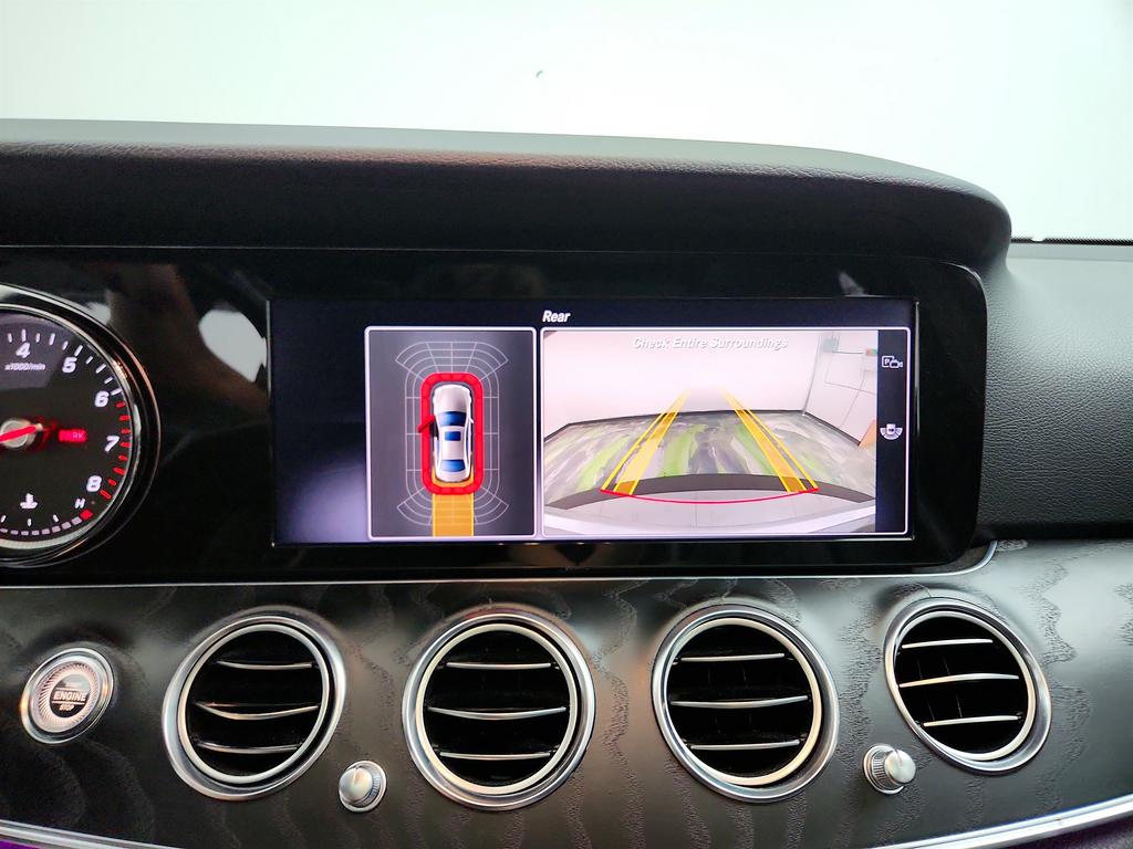 2018 Mercedes-Benz E-Class E400 photo