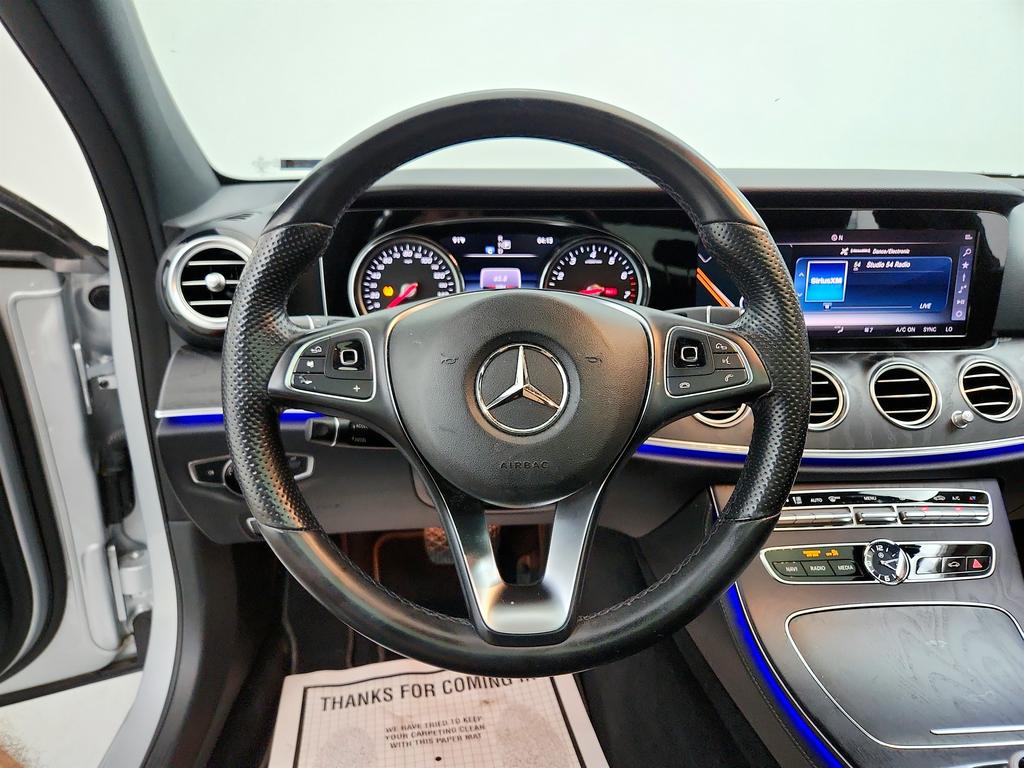 2018 Mercedes-Benz E-Class E400 photo