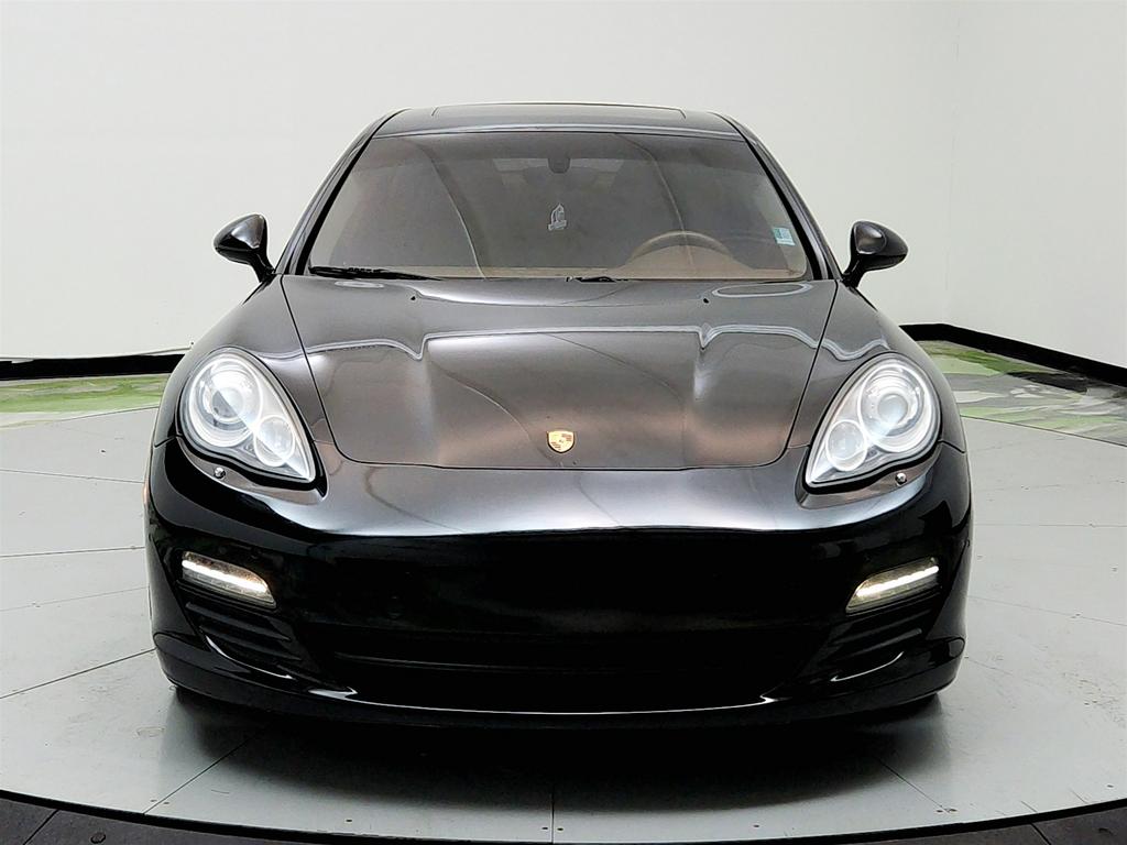 2010 Porsche Panamera S photo