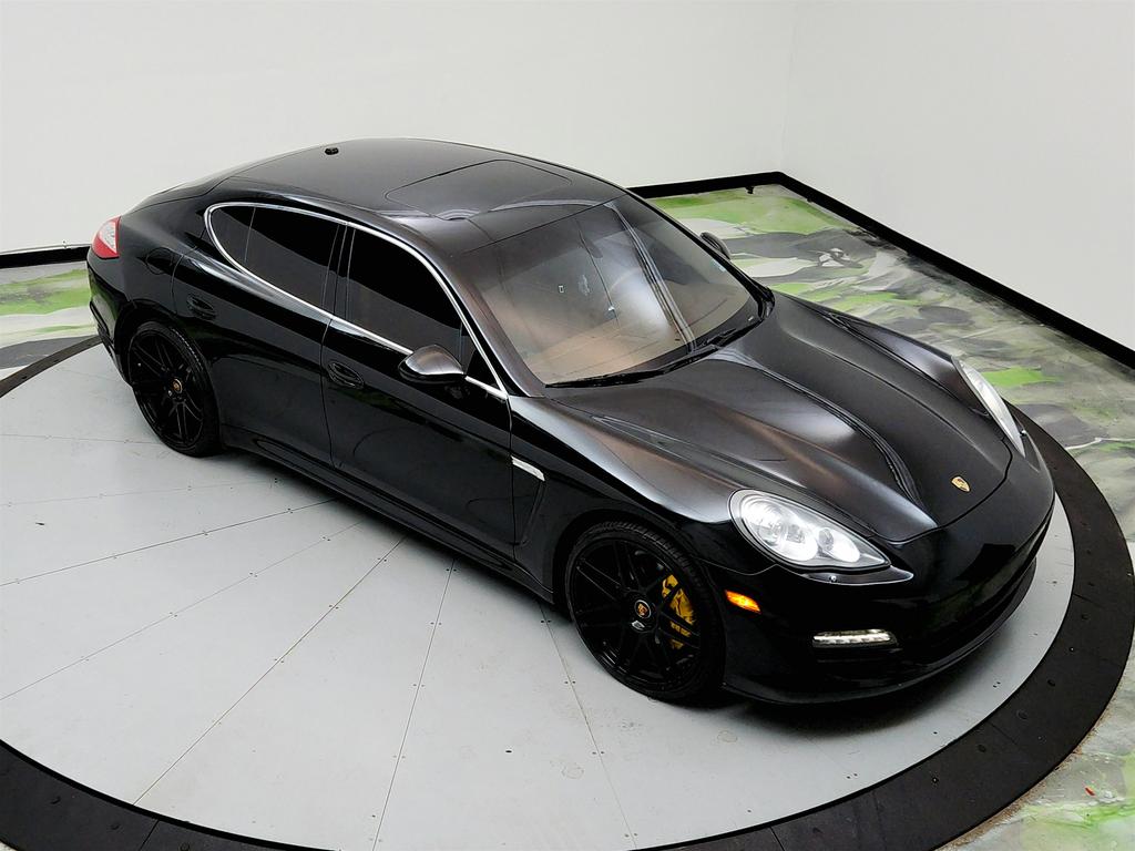 2010 Porsche Panamera S photo
