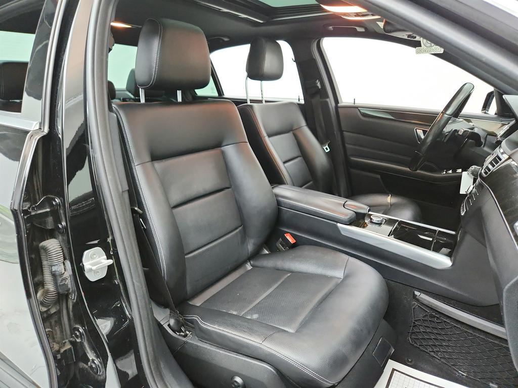 2016 Mercedes-Benz E-Class E350 photo