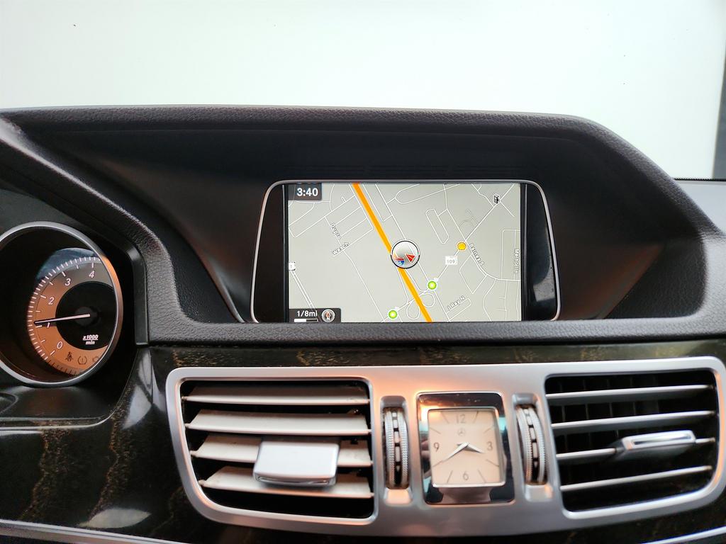 2016 Mercedes-Benz E-Class E350 photo