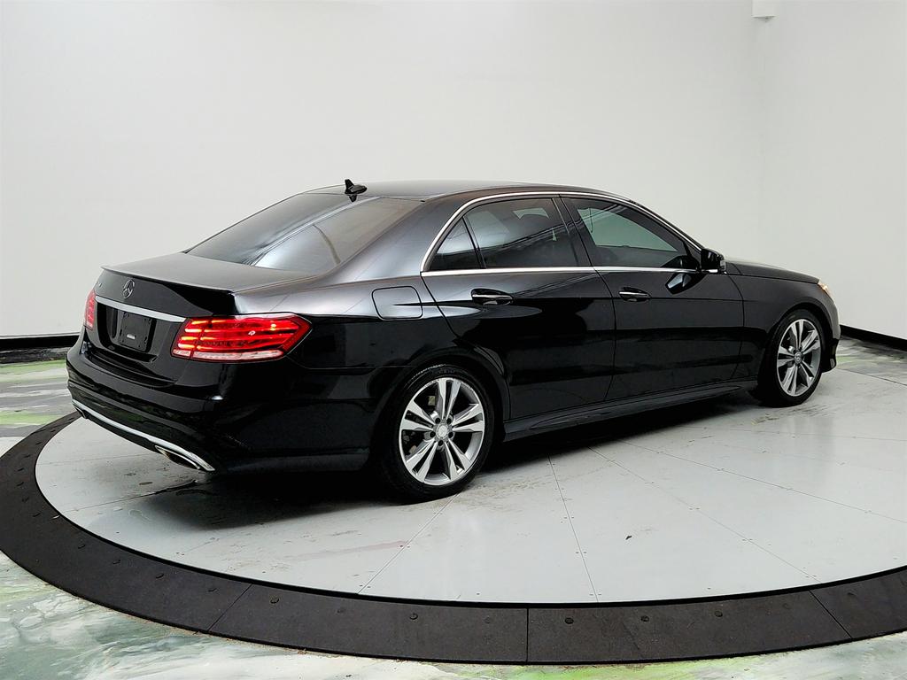 2016 Mercedes-Benz E-Class E350 photo