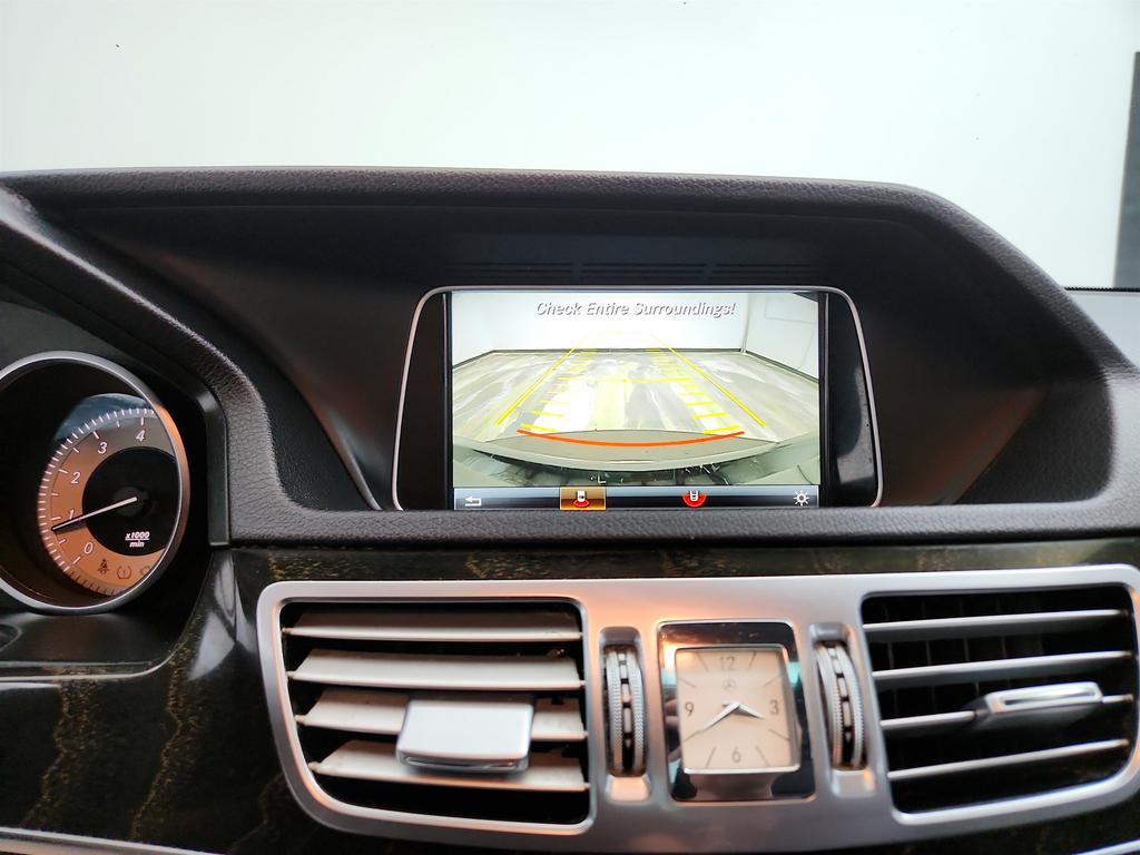 2016 Mercedes-Benz E-Class E350 photo