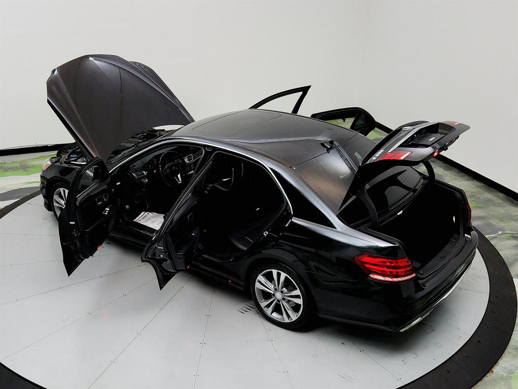 2016 Mercedes-Benz E-Class E350 photo